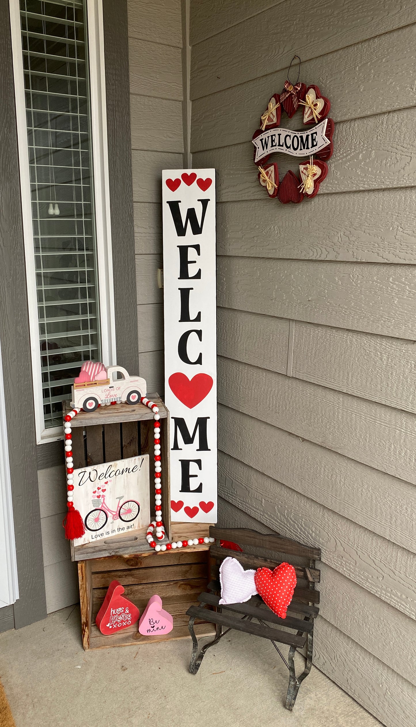 February/Valentine Welcome Porch Sign