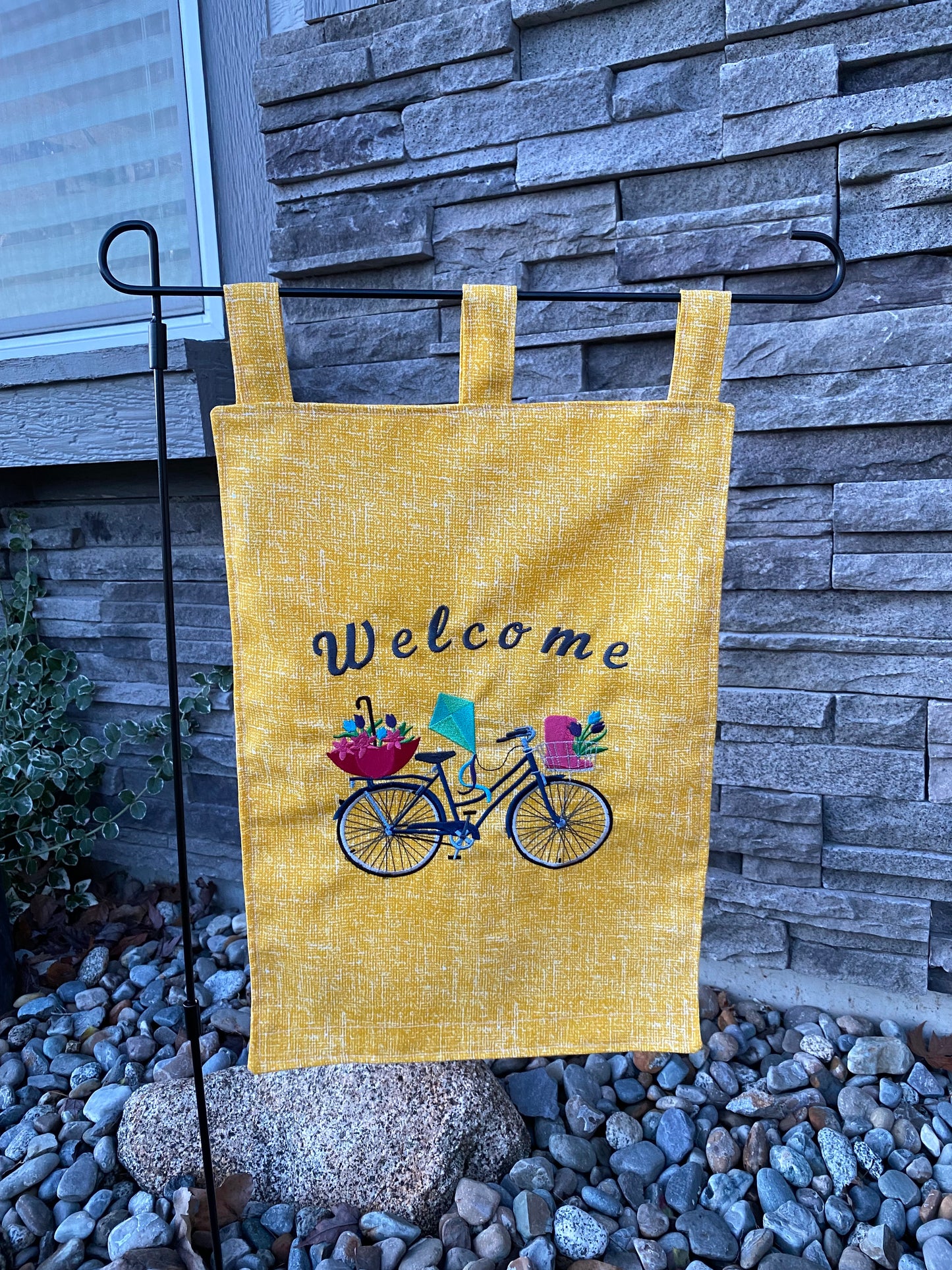 Garden Flag - Bicycle Welcome