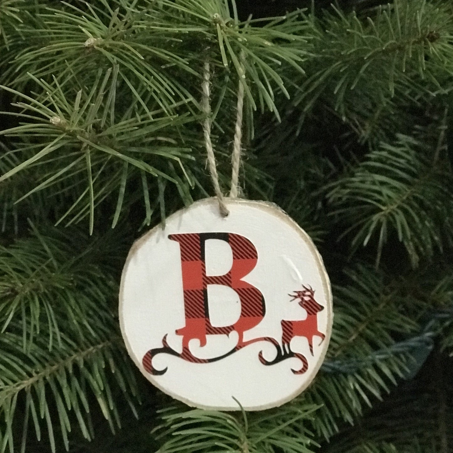 christmas ornament, wood slice, initial, letter ornament, buffalo plaid, red and black, name ornaments, reindeer, letter B