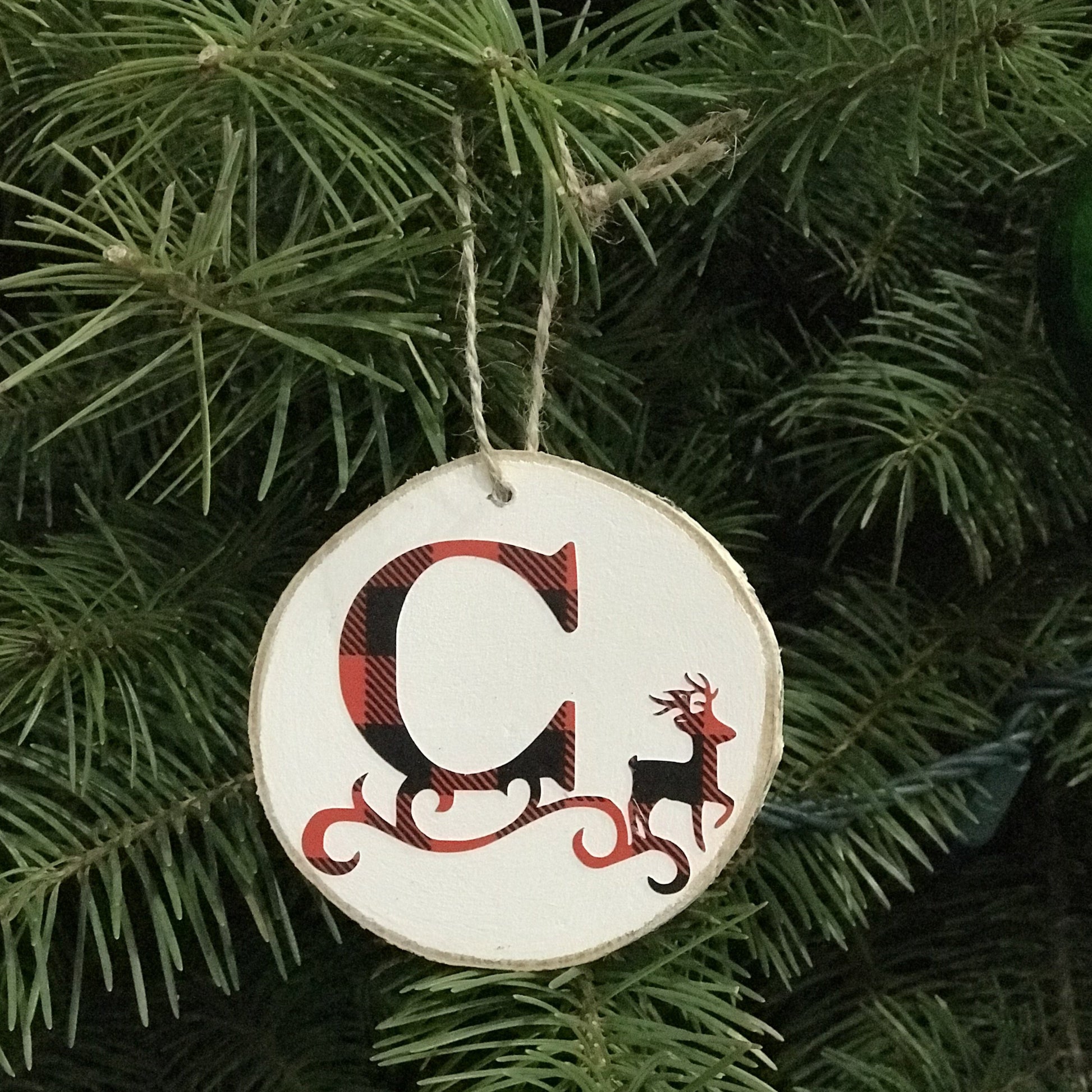 christmas ornament, wood slice, initial, letter ornament, buffalo plaid, red and black, name ornaments, reindeer, letter C